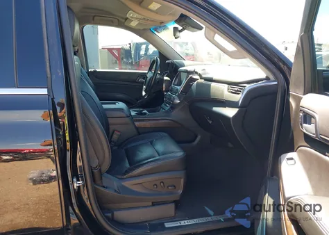 2019 Chevrolet Suburban Lt z USA, uszkodzony, nr VIN 1GNSCHKC1KR396161